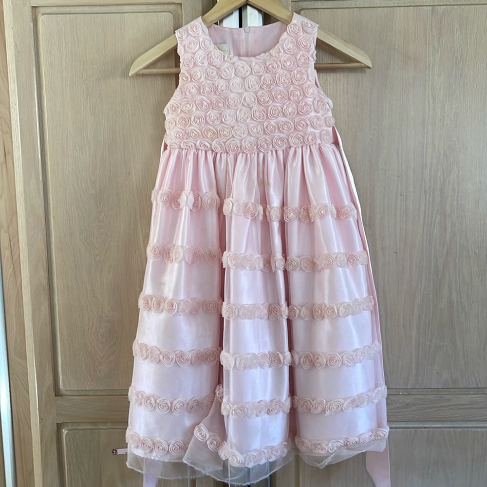 2 for $20 Another girl’s pink dress size 6